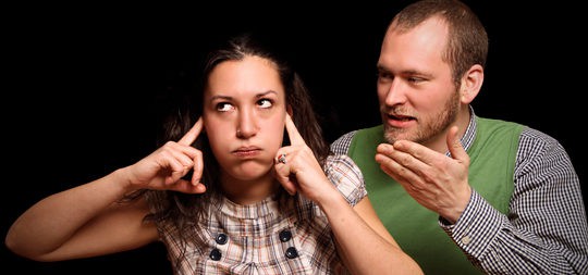 Joven cansada de su novio