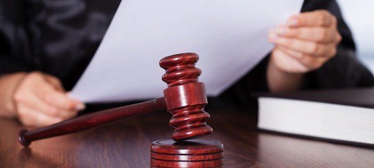 Un divorcio de mutuo acuerdo es más económico que uno contencioso