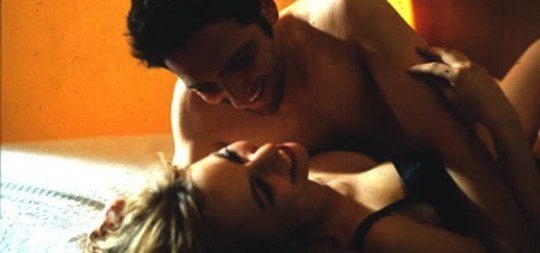 Escena de la película 'El otro lado de la cama'