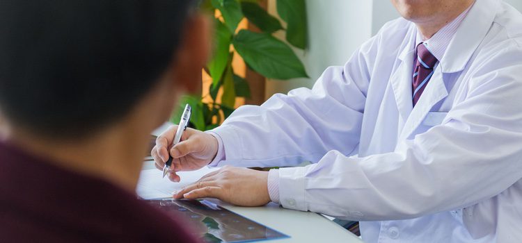 Es conveniente acudir al médico en cuanto sientas los primeros síntomas