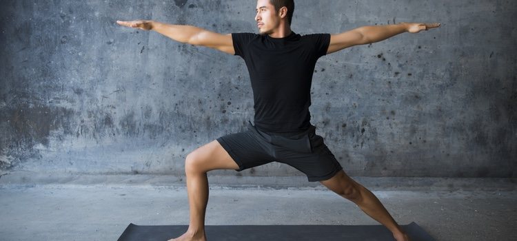 La disfunción eréctil se puede disminuir con ejercicios de yoga o de suelo pélvico