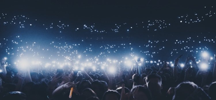 Puedes crear tu propio concierto en casa </p><p>con vuestra canción</p><p>