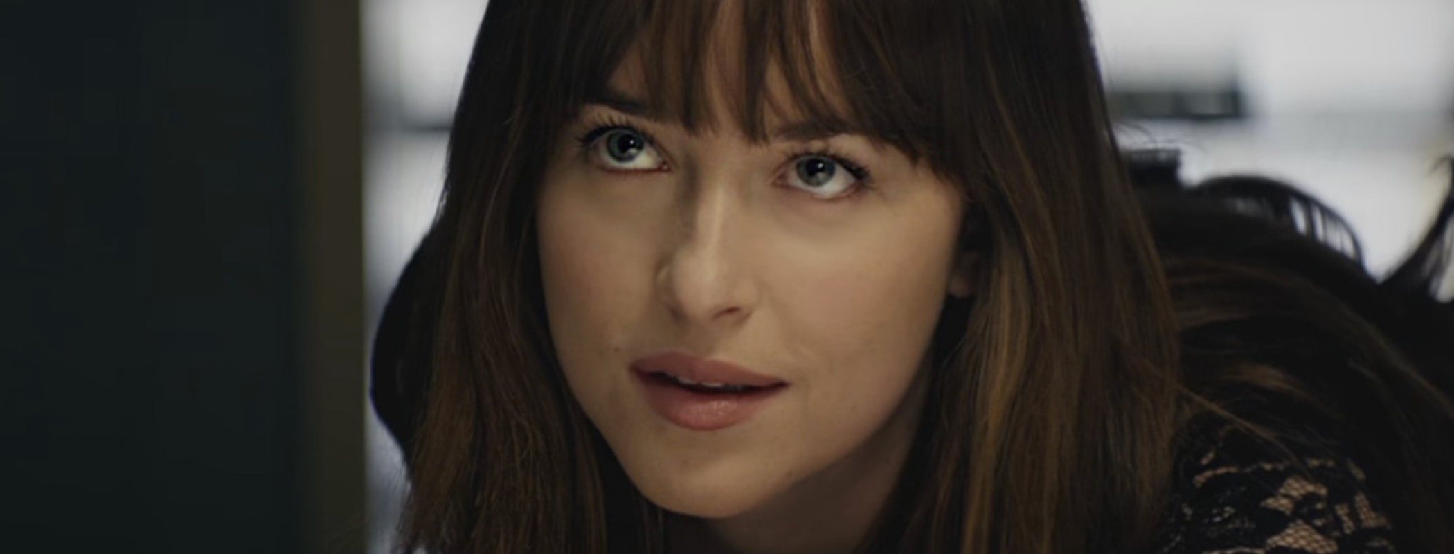 Ventajas e inconvenientes de salir con una pareja como Anastasia Steele