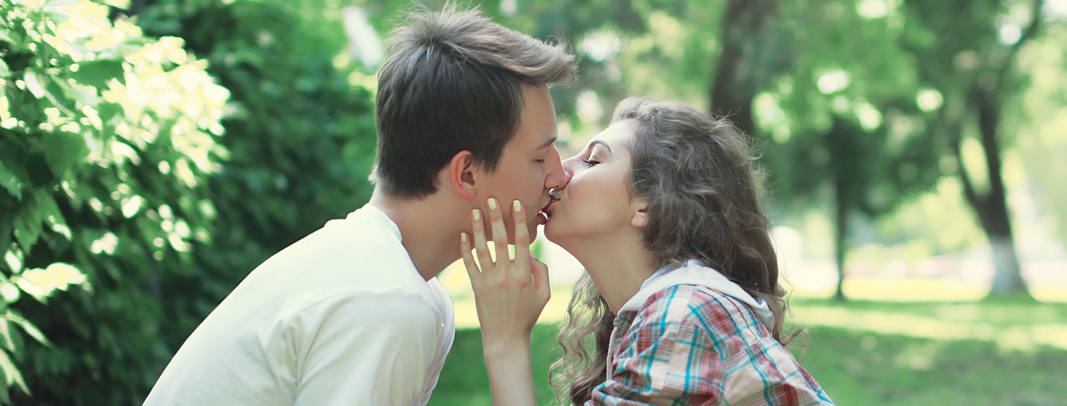 Todo lo que debes saber sobre el primer beso