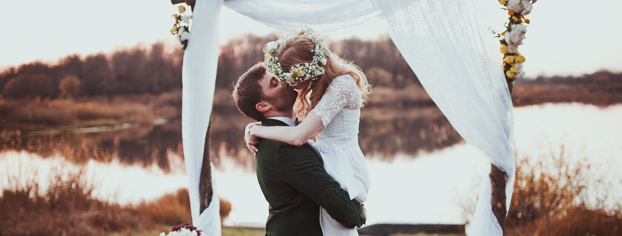 Boda de otoño: ventajas y desventajas de celebrarla en esta estación