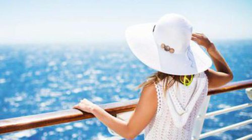 Cruceros para solteros: una alternativa para ligar en medio del mar