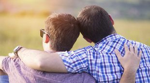 Soy gay y estoy casado con una mujer: ¿Qué puedo hacer?